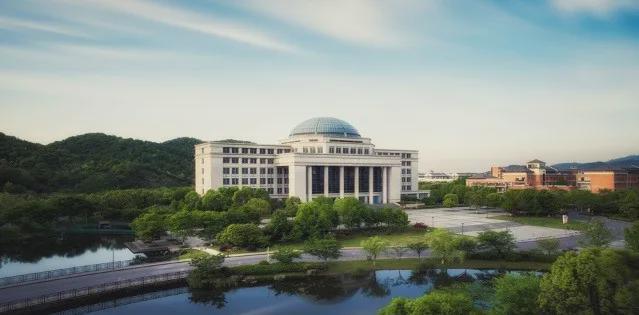 榜排名大学全国前十_全国大学排名榜_全国大学排名前30