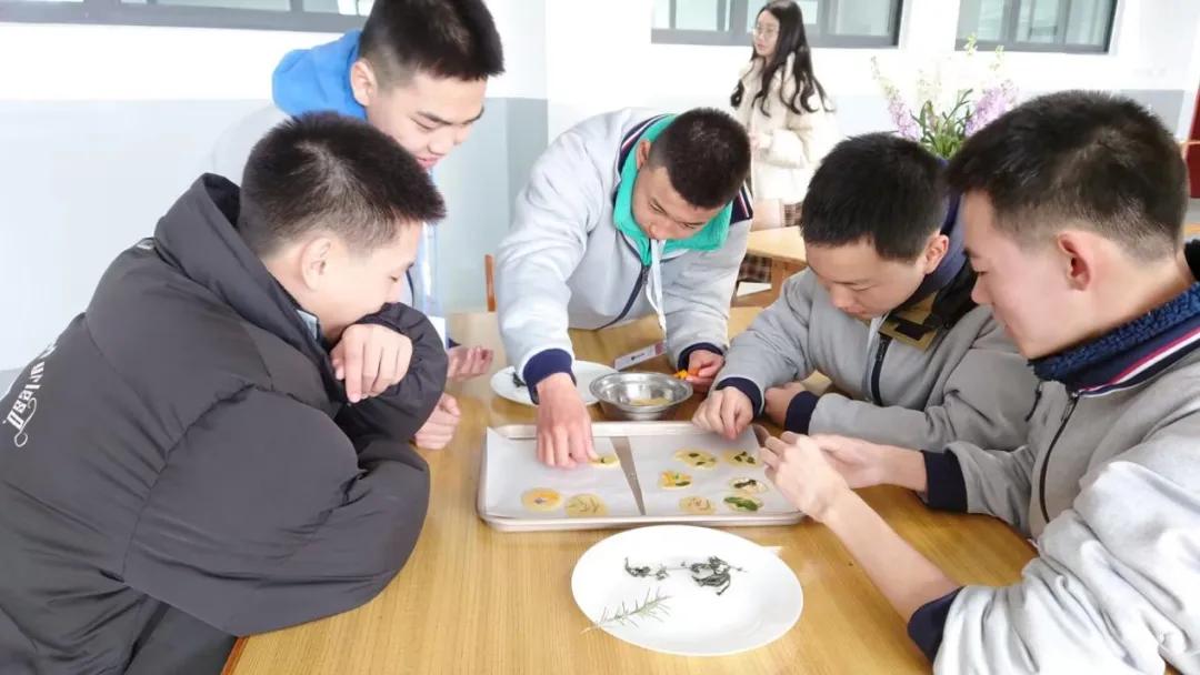 四川铁道职业学院院系_四川铁道职业学院_四川铁道职业学院百度贴吧