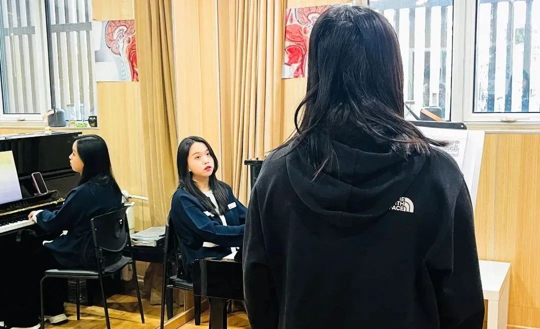 声乐一对一_音乐高考全年班_音乐艺考