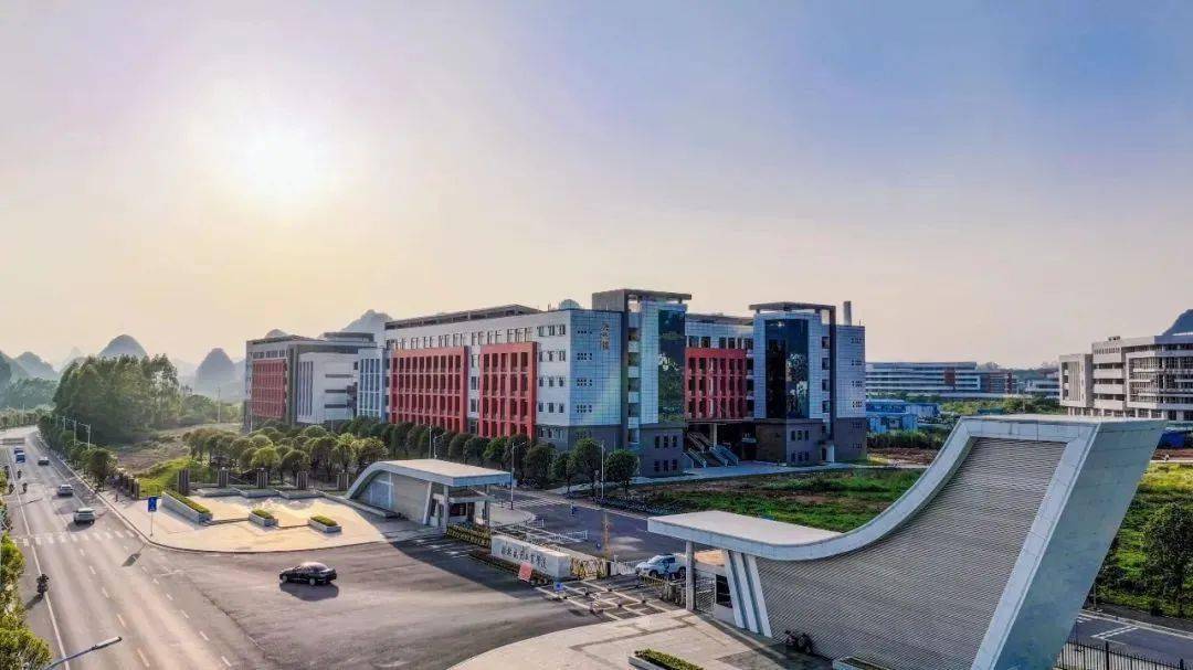桂林航天航空工业学院分数线_桂林航天航空工业学院专业_桂林航空航天工业学院