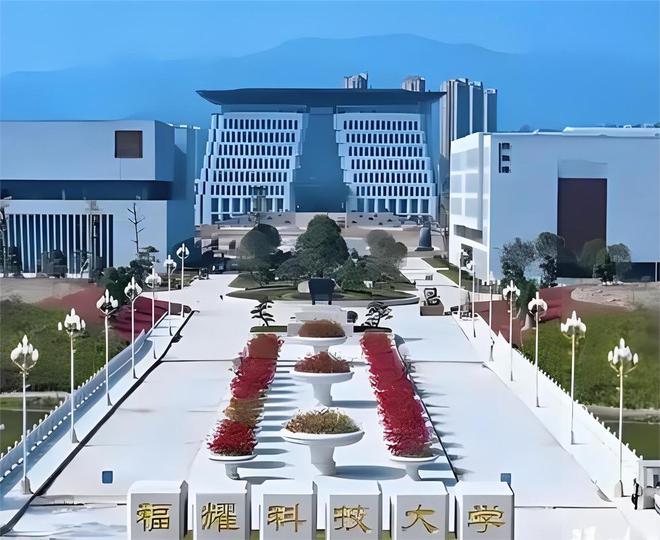 新疆工业职业技术学院_新疆工业技术职业学院怎么样_新疆工业职业技术学校联系方式
