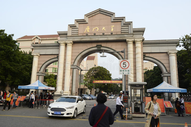 中坚九校就业薪资高专业推荐_华中科技大学专业_中山大学人工智能专业就业前景