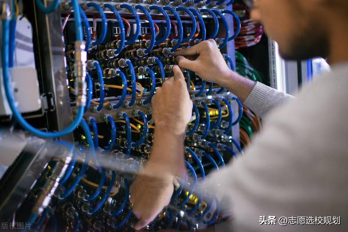 北京邮电大学通信工程学什么_北京邮电大学通信工程专业课_北京邮电大学通信工程专业课程