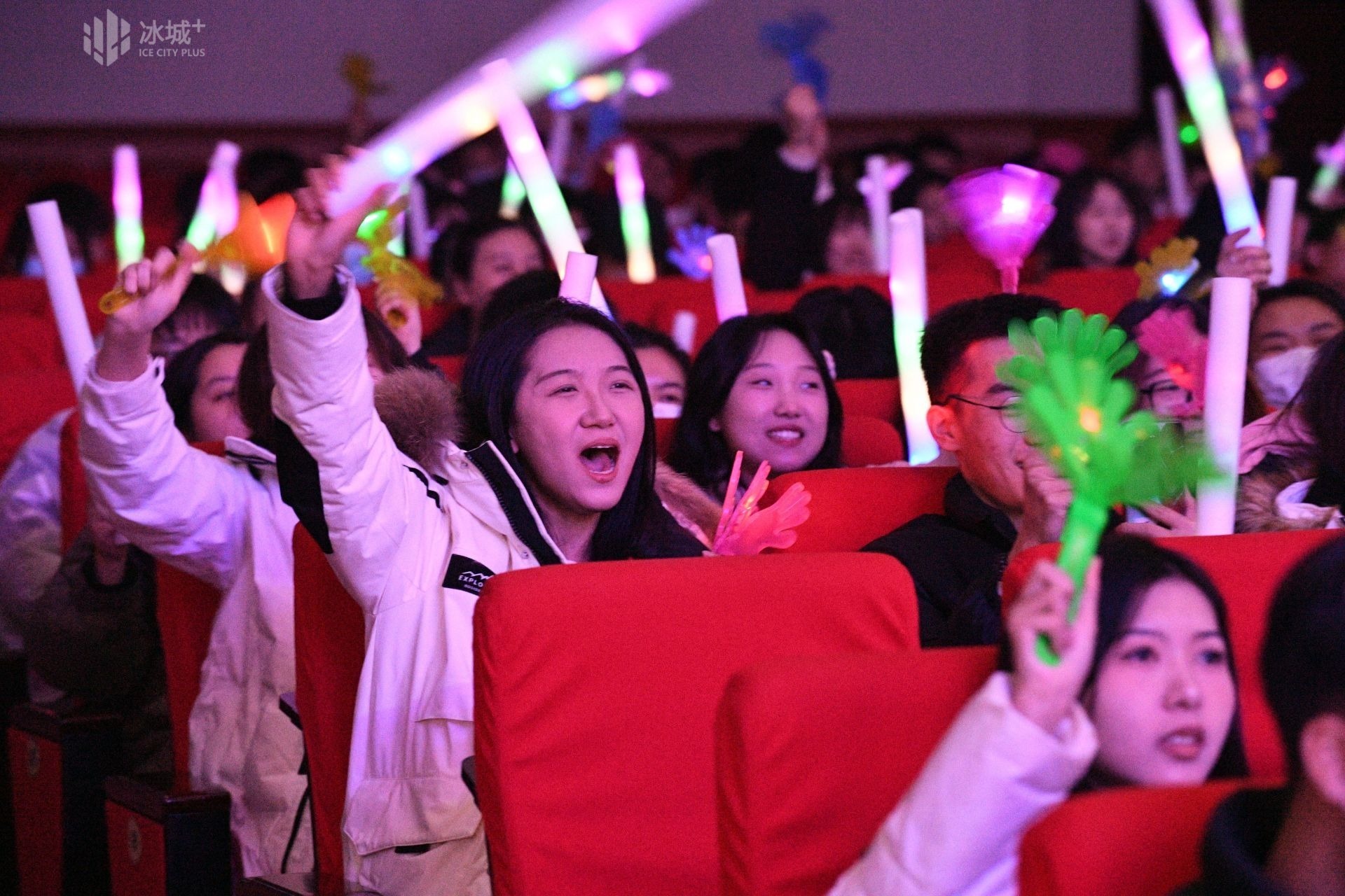 哈尔滨华德学院94233_哈尔滨华德学院怎么样_哈尔滨华德学院vr
