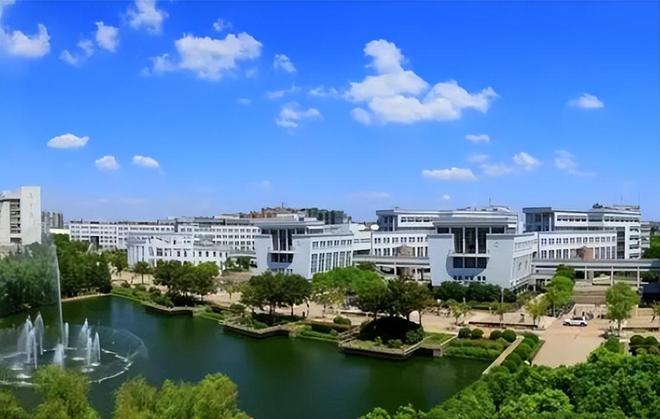 上海大学合并逆袭_上海大学211工程发展历程_上海专科学校排名