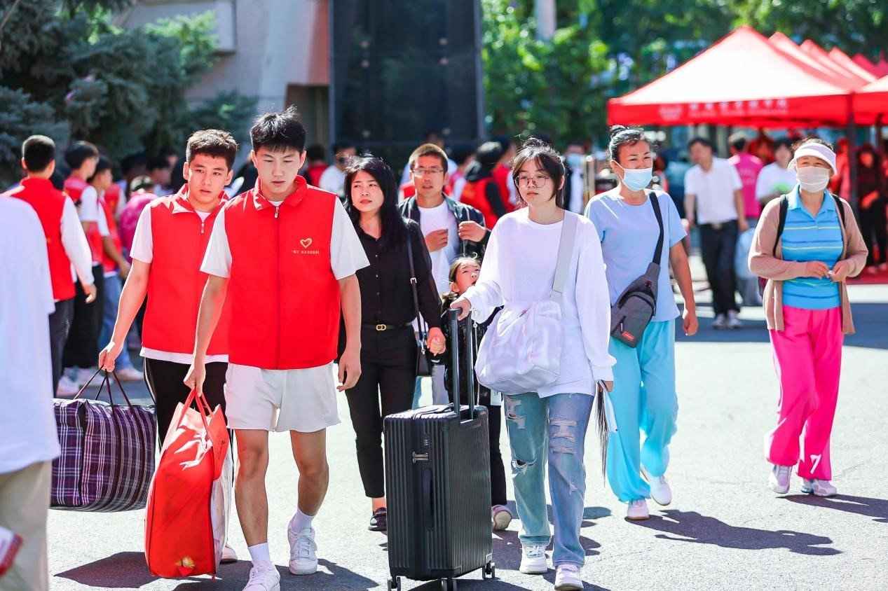 哈尔滨华德学院鸟瞰图_哈尔滨华德学院94233_哈尔滨华德学院怎么样